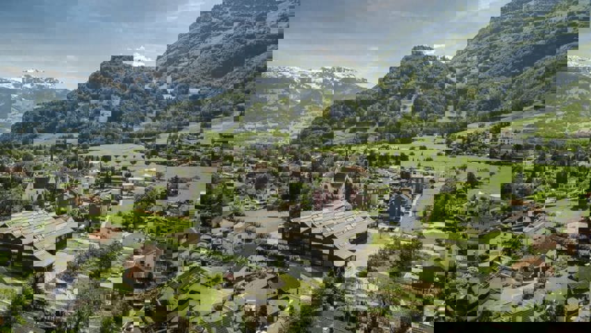  22. September: Es wird bekannt, dass das Azmooser Schulhaus Feld mit dem Architekturpreis «Constructive Alps 2022» ausgezeichnet worden ist. 