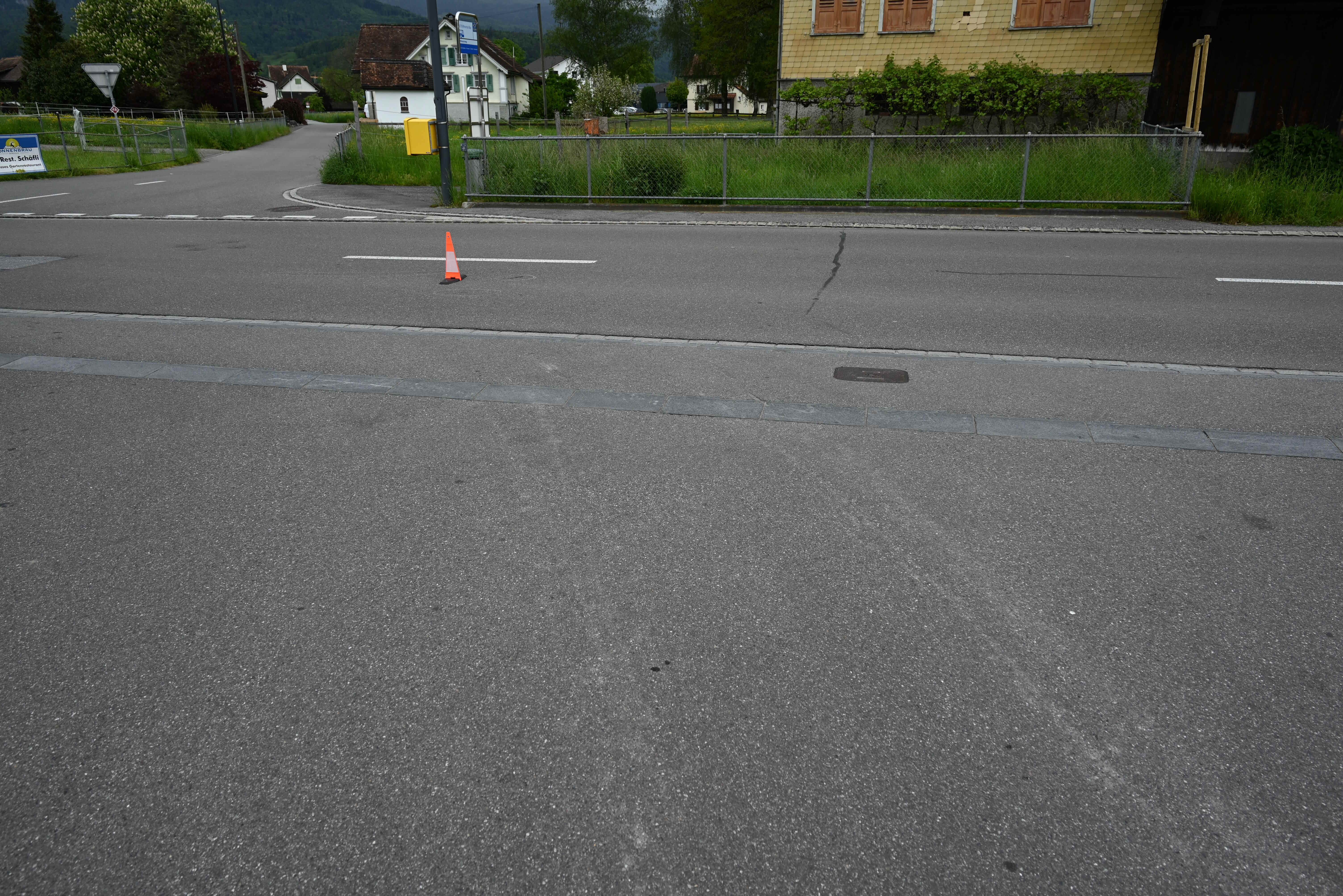 Auto auf Kreuzung mit Vespa zusammengestossen – 18-Jähriger verletzt