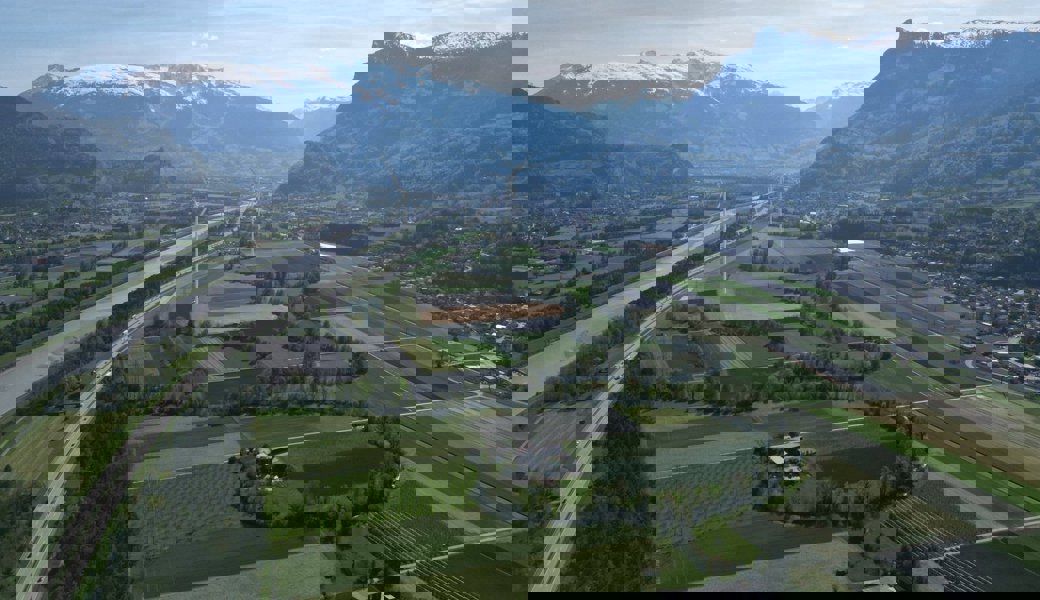 Visualisierungen des angedachten Windparks in der Gemeinde Wartau. Viele Windräder wurden bereits visualisiert. Eine Prognose, wann sie gebaut werden, wagt aber niemand. 