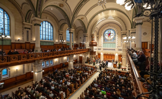 PH St. Gallen: 73 Diplome überreicht – Buchserin für Masterarbeit ausgezeichnet