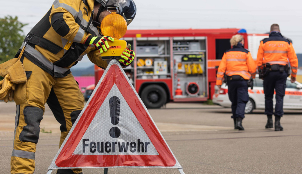 Die Feuerwehr rückte mit rund 25 Angehörigen aus. 