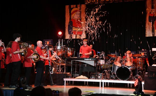 Musizieren, jodeln und jassen bei der Musikgesellschaft