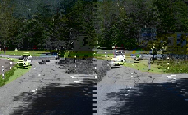 Unfall: Erst den falschen Strassenzweig erwischt, im Anschluss Motorrad übersehen