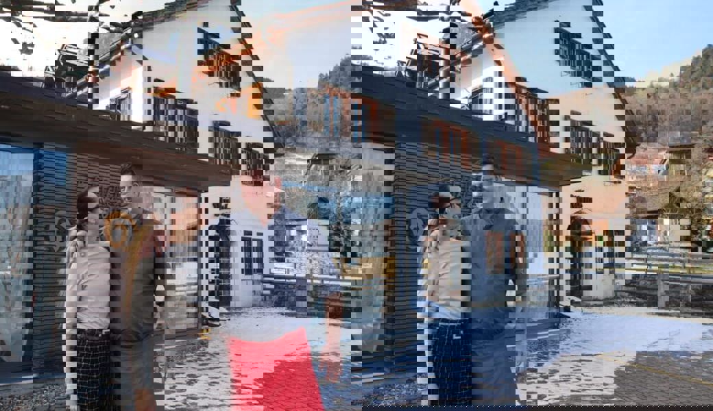  Haben ihr Glück in Oberschan gefunden: Josip und Sventanca Rendulic, seit fast vier Monaten die neuen Gastgeber des Restaurants Mühle. 