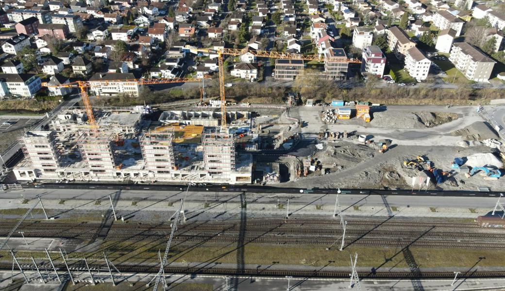 Hier entstehen über 200 Wohnungen: Das Projekt Rheincity beim Bahnhof wird Buchs weiter wachsen lassen.