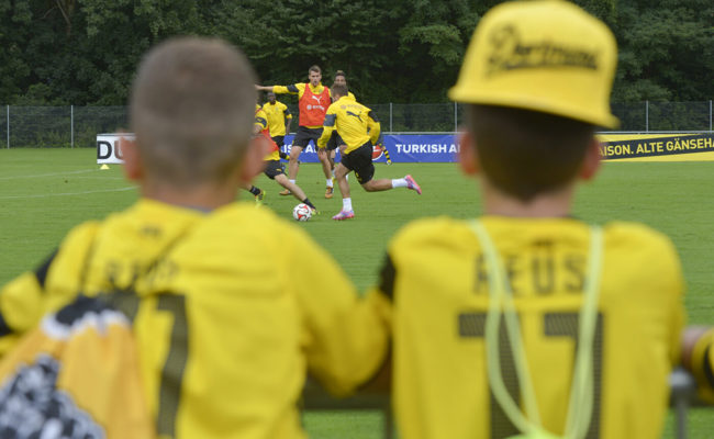Erstmals nach zwei Jahren Pandemie: Borussia Dortmund trainiert wieder öffentlich