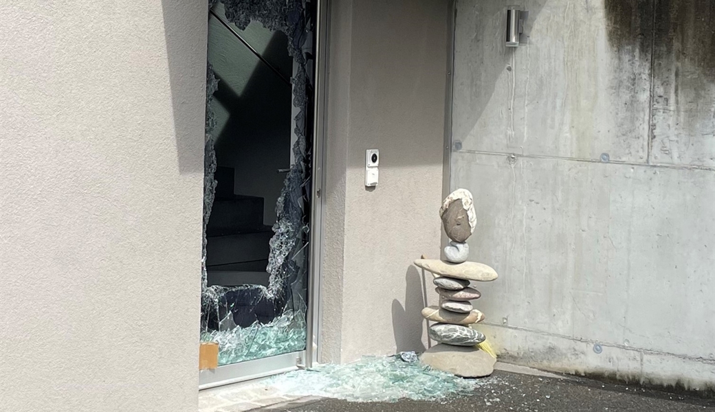 Zutritt gewaltsam verschafft: Einbruch im bündnerischen Malans.