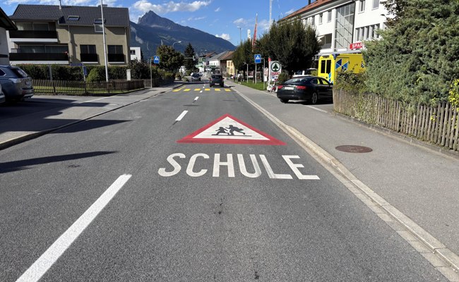 13-jähriger Velofahrer mit Postauto zusammengekracht - verletzt