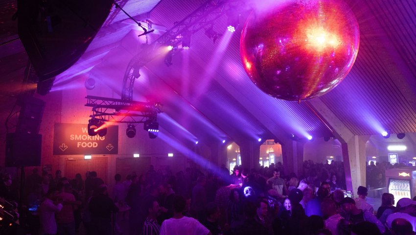 Nach dem Besuch der Hallen wird in der «Olma Plaza» getanzt.