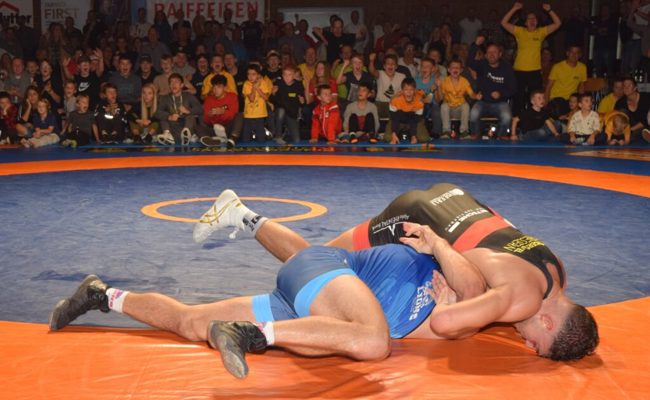 Der Ringer-Nachbar aus Oberriet ist nun Leader der Premium League