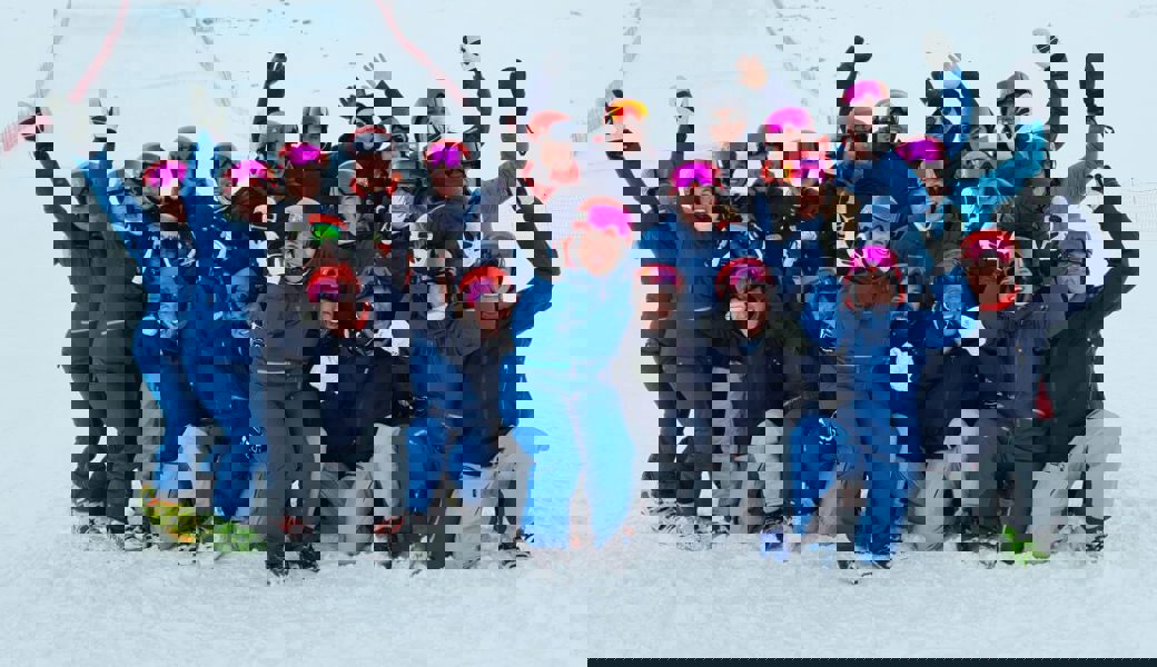  Die Toggenburger Teams freuen sich gemeinsam über den Titelgewinn der Männer. 