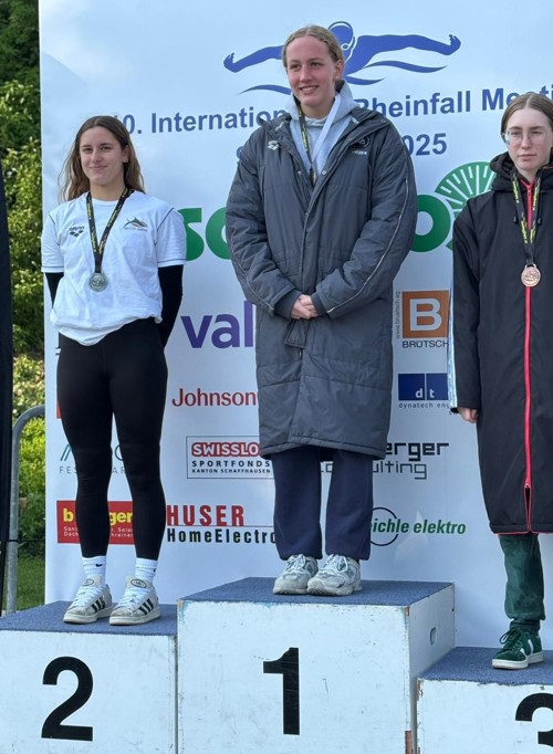 Silbermedaille für Giovanna Bevivino (links) über 800 m Freistil. Silbermedaille für Giovanna Bevivino (links) über 800 m Freistil.