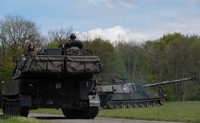 Unterschiedliche Ansichten über «Sicherheit durch Waffen»