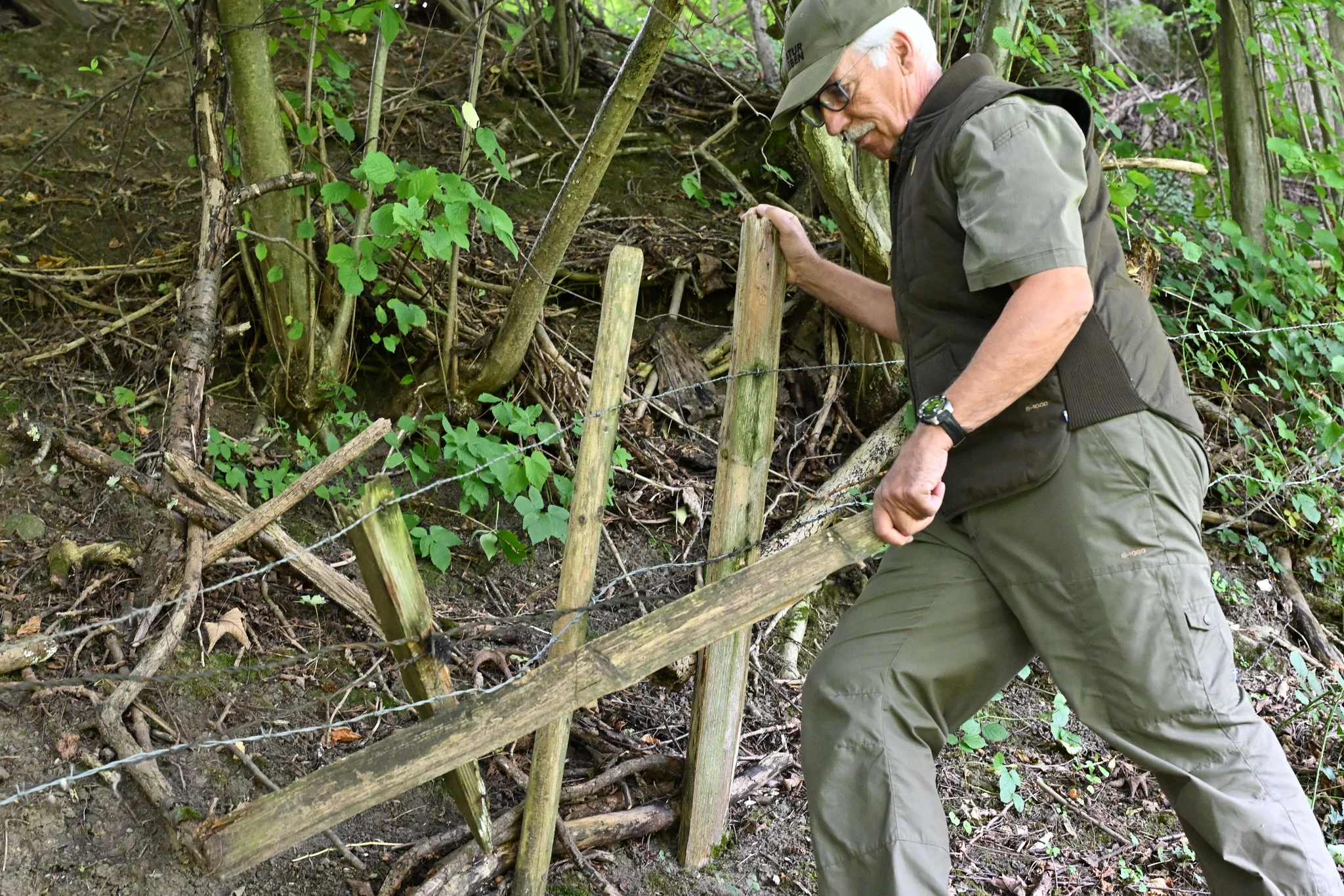 Die Gnadenfrist fürs Stacheldraht-Verbot läuft ab: Ab Oktober drohen Anzeigen und saftige Bussen