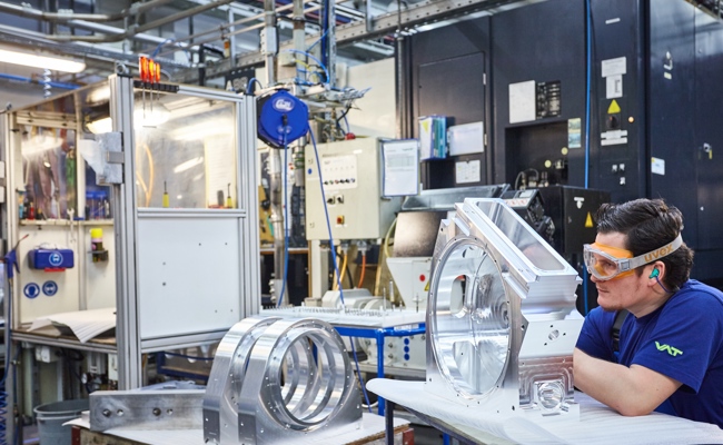 VAT: Gut gefüllte Auftragsbücher und steigender Umsatz