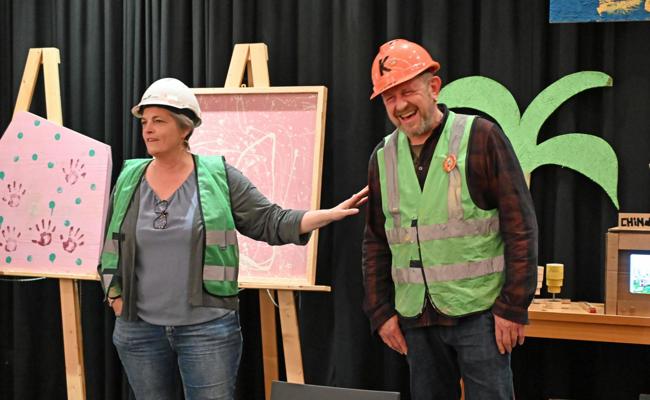 Kunst gegen Kuchen: Kinderbaustelle stellt im Fabriggli aus