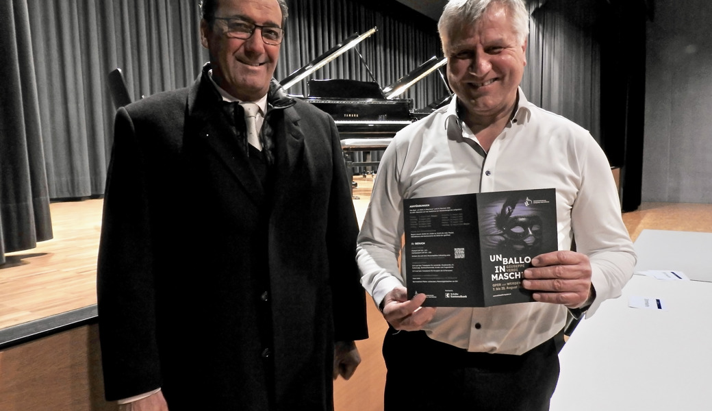 Zwei Verdi-Fans: Präsident Beni Dürr mit Egidio Emilio Stigliano, Honorarkonsul der Italienischen Republik in Liechtenstein, der auf Dürrs Einladung an der GV teilnahm.