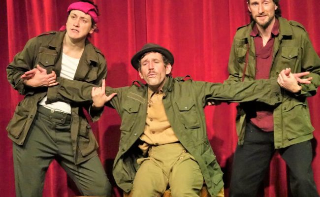 Drei Commedia-Artisten führten die Besucher im Fabriggli ins Schlaraffenland