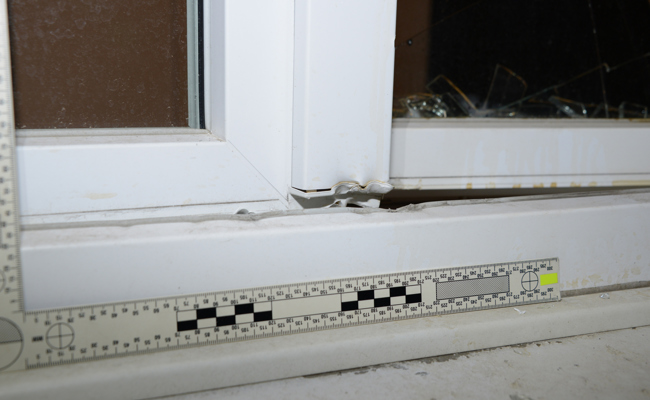Polizei sucht nach Einbruchdiebstahl in Wohnhaus Zeugen