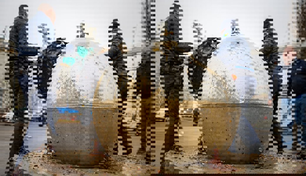 Geheimnis gelüftet: Die verschwundene Gin-Kugel wurde auf dem Grund des Bodensees vor Romanshorn gefunden