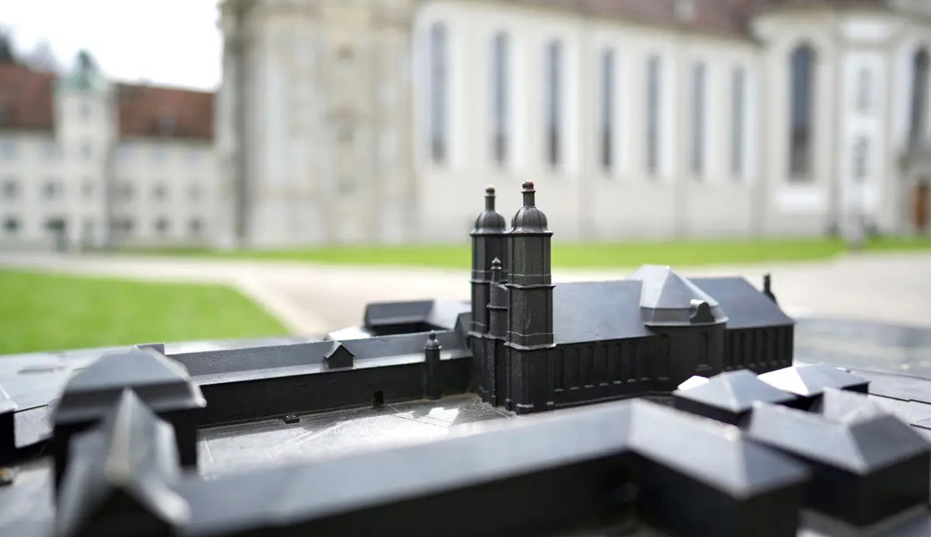 Die Kirche wird in Zukunft kleiner und bescheidener werden.