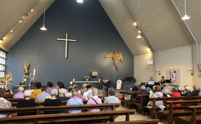 Maiwallfahrt zur Schutzengelkirche in Altenrhein