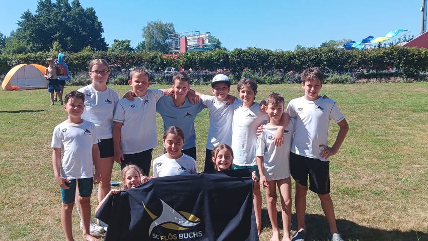 Team Kids mit Trainerin Alija Schuler. Team Kids mit Trainerin Alija Schuler.