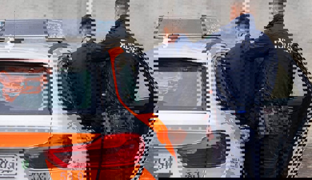 Übergabe von 60'000 Franken an falschen Polizisten vereitelt – Tscheche festgenommen