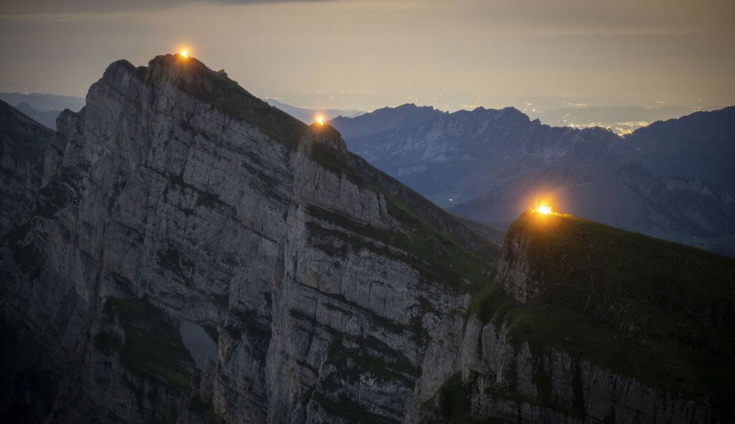 Churfirsten-Höhenfeuer: Sie brannten noch immer – aber die Verschiebung wird zum Regelfall