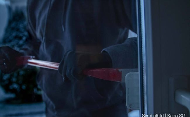 Einbruchdiebstahl: Täter erbeuten Schmuck im Wert von mehreren zehntausend Franken