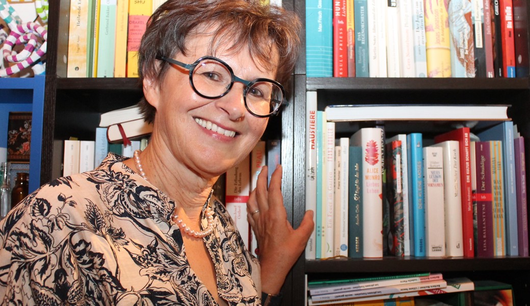 Eveline Solenthaler mag Musik, Literatur und Theater. Als Regieassistenz bei den Schloss-Festspielen Werdenberg kann sie ihre Interessen verbinden und voll in die Ge­schichte des Liebestrankes eintauchen.