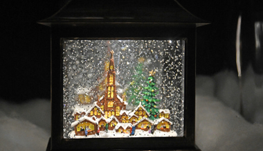 Adventsfenster in Grabs: Weihnachtliche Kreativität ohne Grenzen