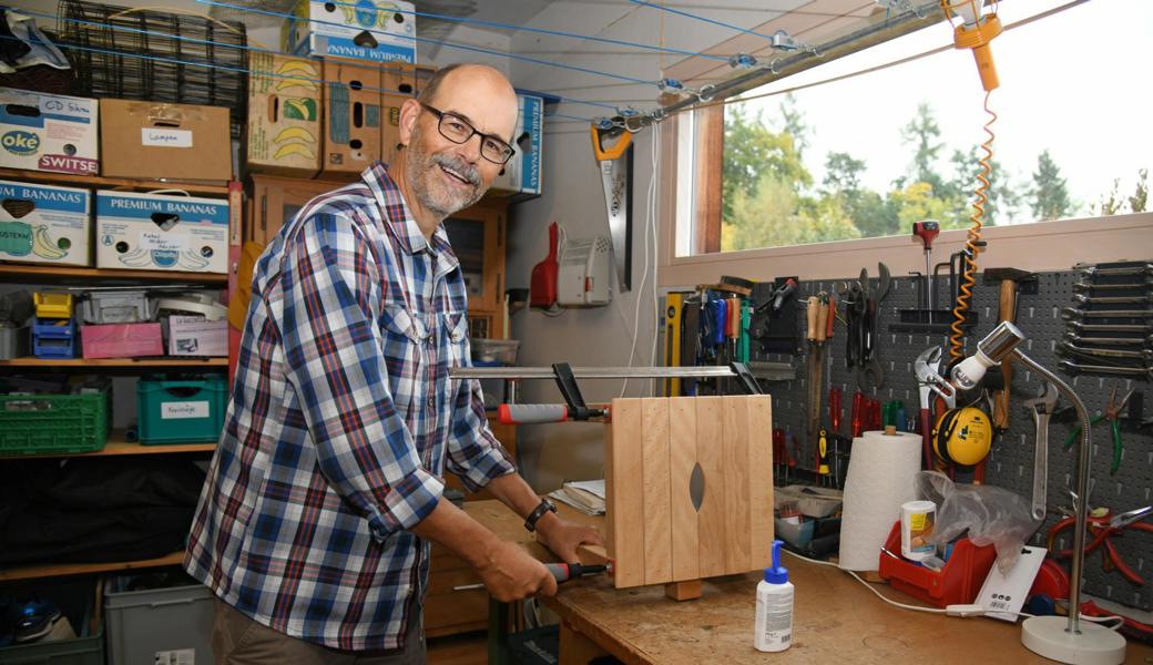 Flicken statt wegwerfen: Im Repaircafé wird Defektes wieder auf Vordermann gebracht Flicken statt wegwerfen: Im Repaircafé wird Defektes wieder auf Vordermann gebracht