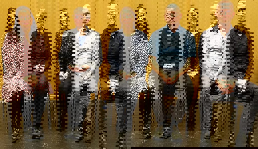  Die Podiumsteilnehmenden: O. Röllin, Brigitte Huber, Moderatorin Petra Baumann, Dionys Rohner und Manuel Niederhäuser (von links).