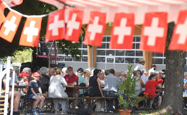 Festredner Paul Grab zitierte den Philosphen und Schriftsteller Jean-Jacques Rousseau