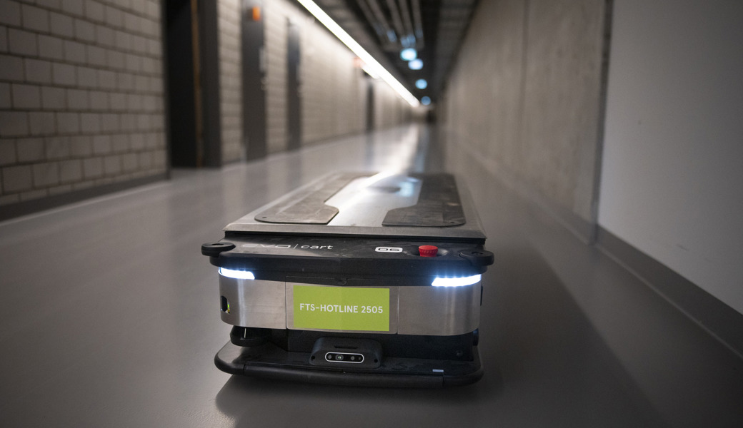 Holen im Spital Grabs bald Roboter Wäsche, Abfall und co.?