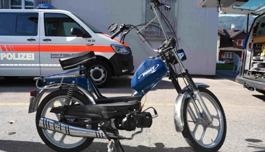 Das ewige Duell: Töfflifahrer fährt der Polizei davon