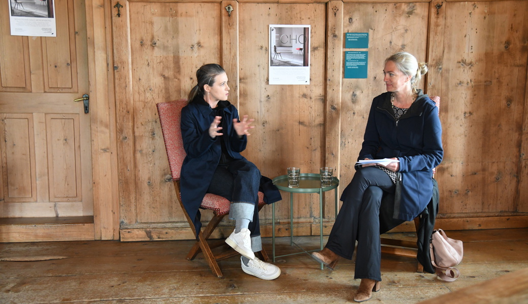  Mirella Weingarten (rechts) und Babette Karner präsentierten das Programm der diesjährigen Schlossmediale. 