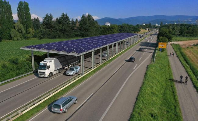 An Lärmschutzwänden, Brücken und über Velowegen: Kantonsstrassen bieten neue Möglichkeiten für Solarenergie