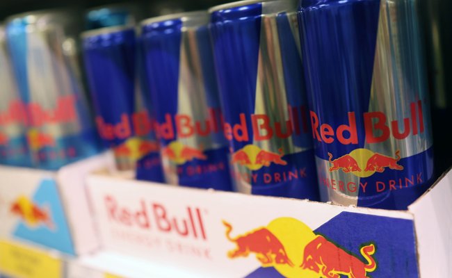 Fünf Komplizen stehlen 670’000 Dosen Red Bull