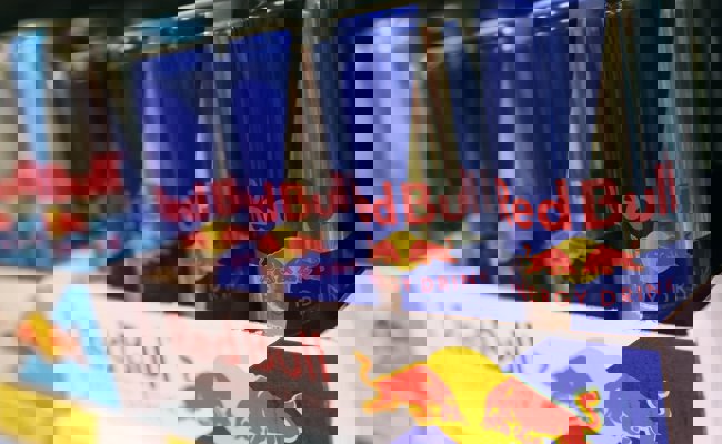 Fünf Komplizen stehlen 670’000 Dosen Red Bull