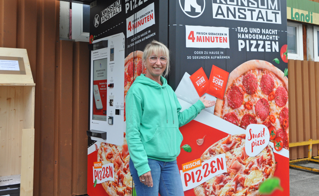Pizzas in vier Minuten: Erster Automat der Region Werdenberg