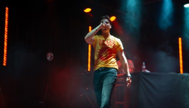 Luygy: Auf der Bühne eine unbändige Energie verströmt