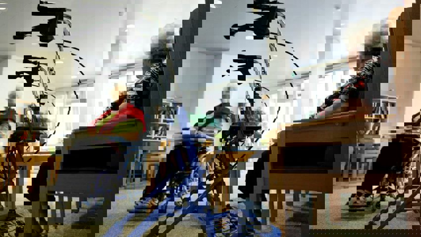  Ein gutes Arbeitsklima wirkt dem Personalmangel entgegen und sorgt auch dafür, dass sich die Bewohnerinnen und Bewohner sehr wohl fühlen und durch Mund-zu-Mund-Propaganda positiv über das Heim berichten. 