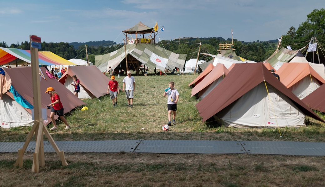 Das Pfadi-Kantonslager in Jonschwil ist zu Ende, die Zelte werden wieder abgebaut. 