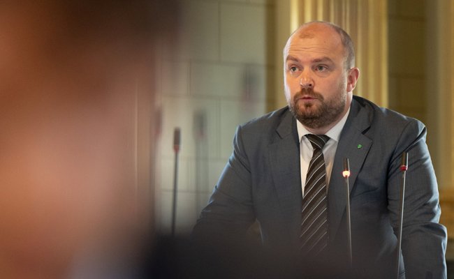 St.Galler FDP will härtere Asylpolitik – SVP stört sich daran