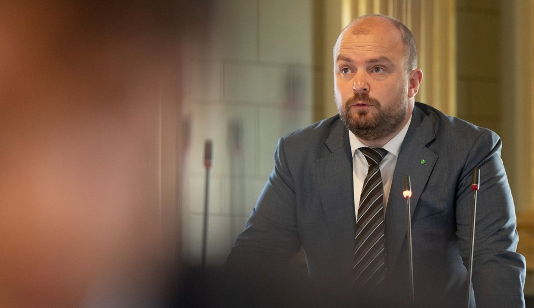 St.Galler FDP will härtere Asylpolitik – SVP stört sich daran