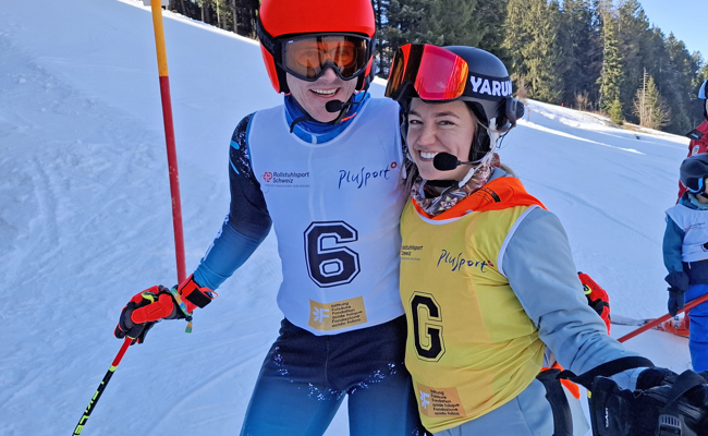 Sie leiht dem fast blinden Skifahrer ihre Augen