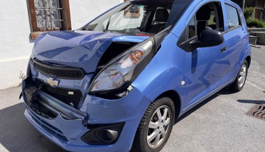 Zwei Frauen bei Auffahrkollision verletzt