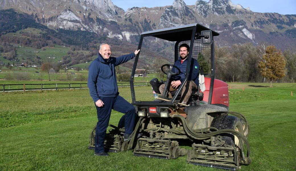 Greenkeeping ohne Pause: In Gams wird auch im Winter Golf gespielt